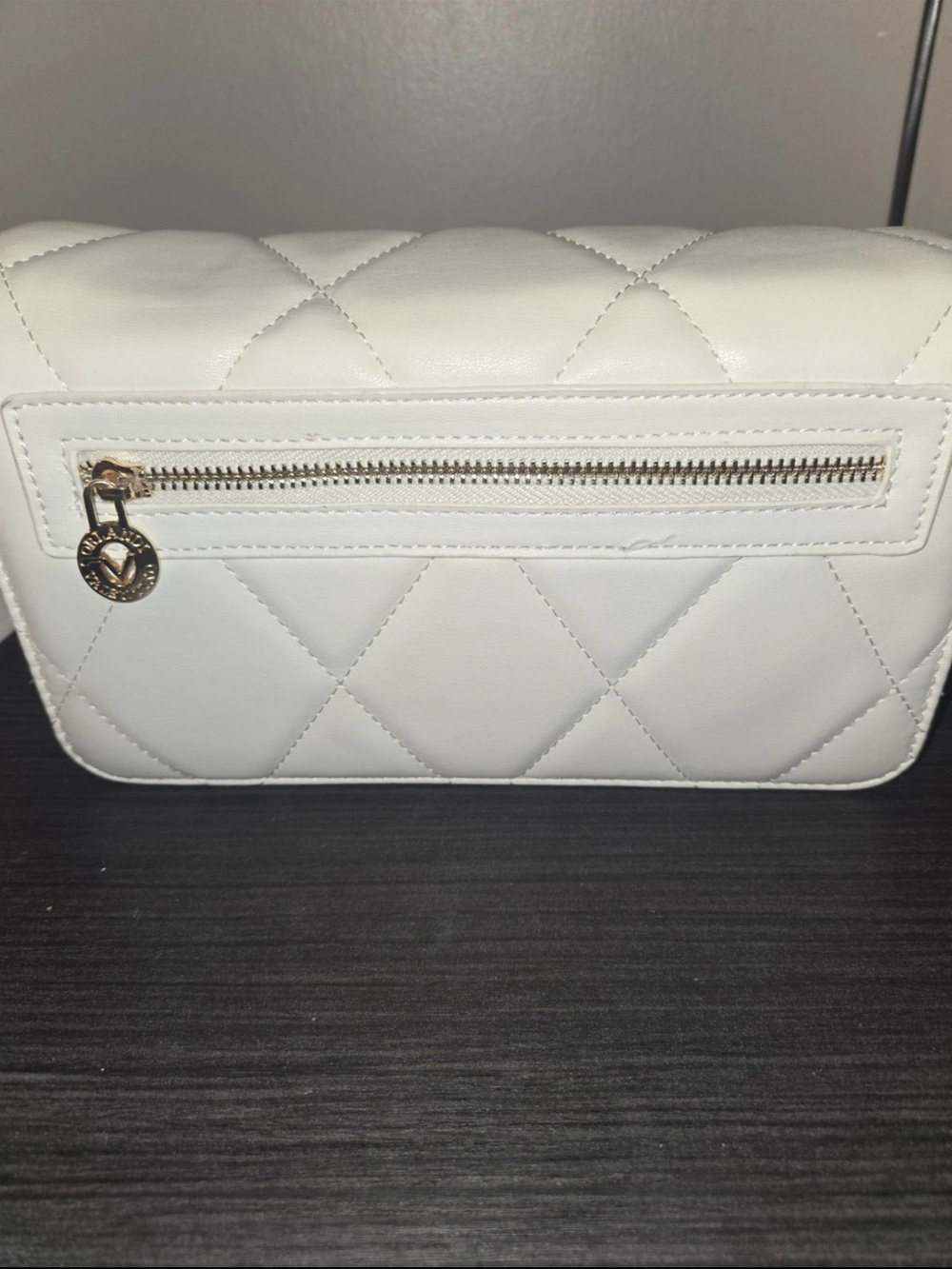 Valentino Orlandi NWT Quilted Cream Crossbody Bag with Gold Lock - Picture 7 of 8